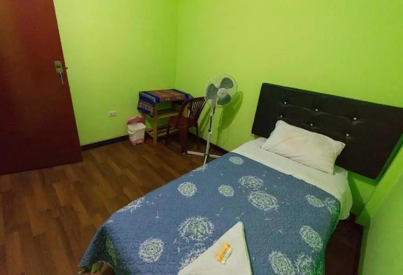 هتل Hospedaje El Viajero Aeropuerto