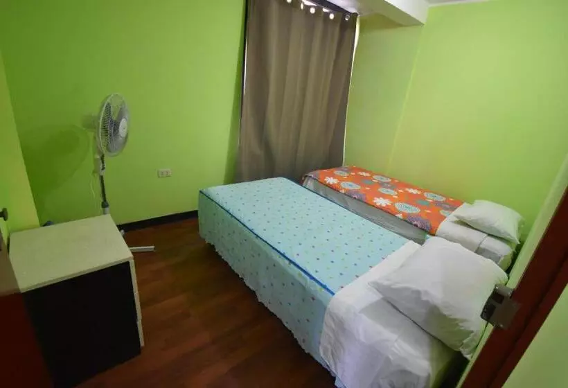 هتل Hospedaje El Viajero Aeropuerto