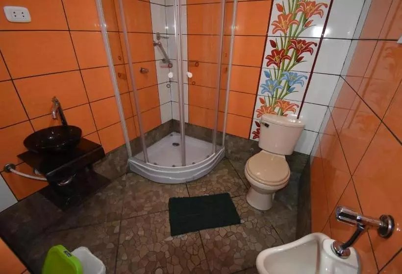 هتل Hospedaje El Viajero Aeropuerto