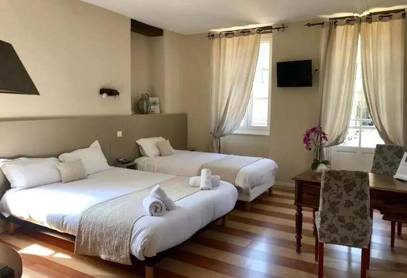 Hotelli Hôtel Des Bains