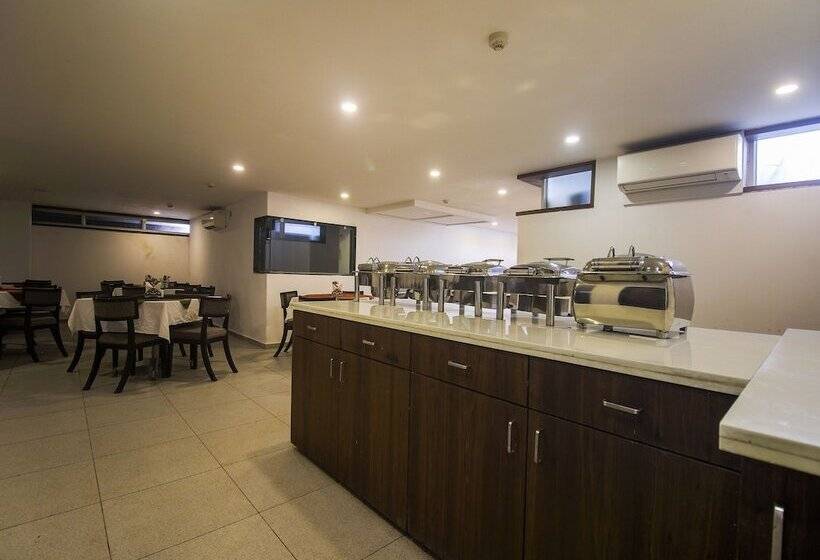 Отель Okean De Goa Vagator