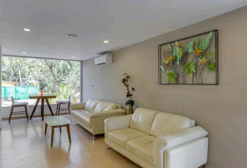 Отель Okean De Goa Vagator