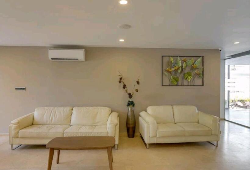 Отель Okean De Goa Vagator