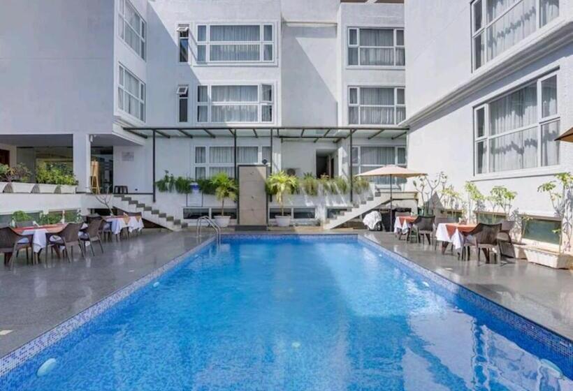 Отель Okean De Goa Vagator