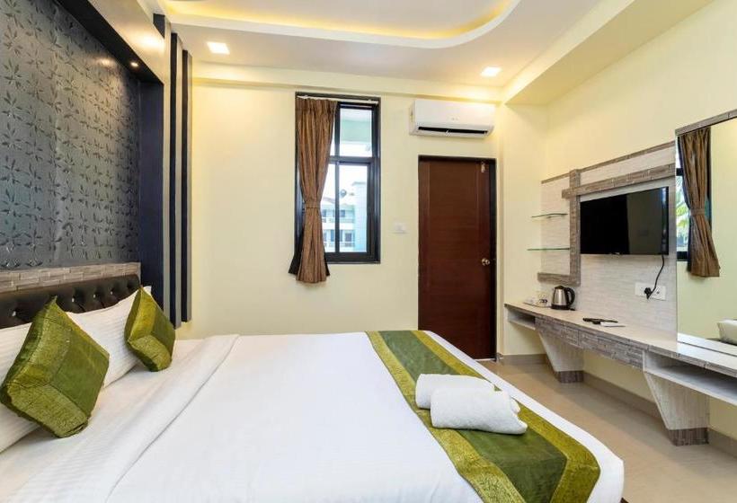 Hotel Shalom Indus Residency