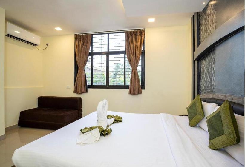 Hotel Shalom Indus Residency