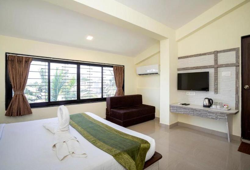 Hotel Shalom Indus Residency