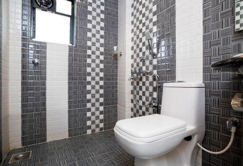 Hotel Shalom Indus Residency