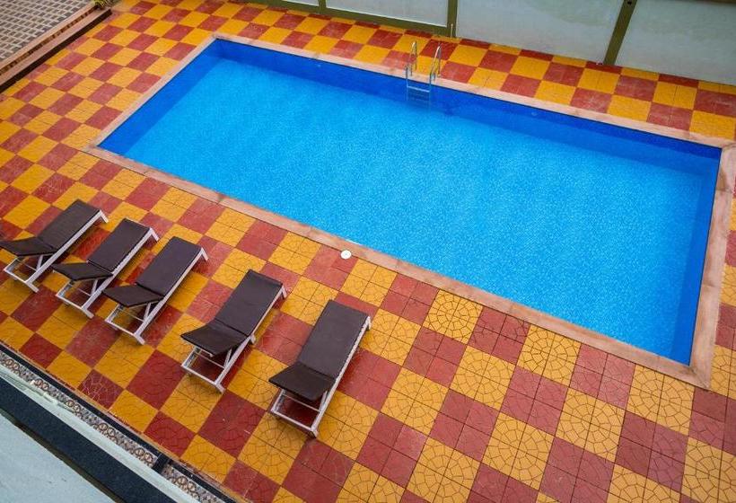 Hotel Shalom Indus Residency