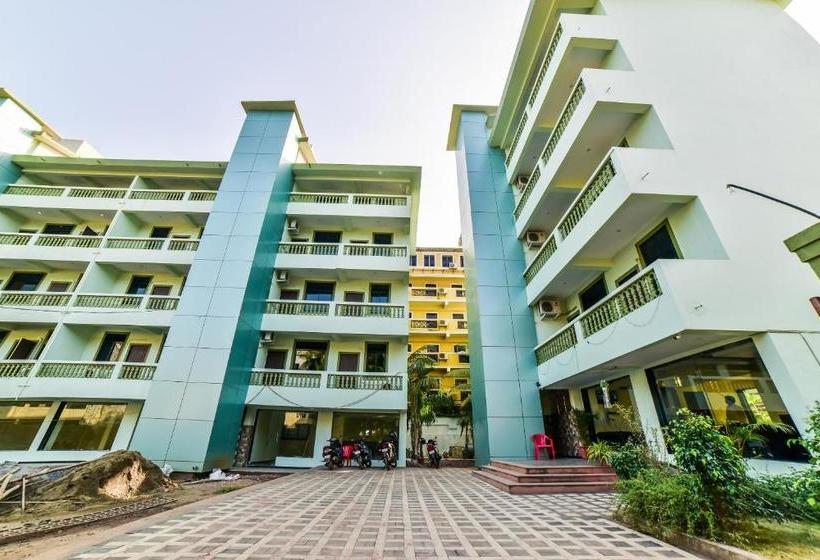 Hotel Shalom Indus Residency