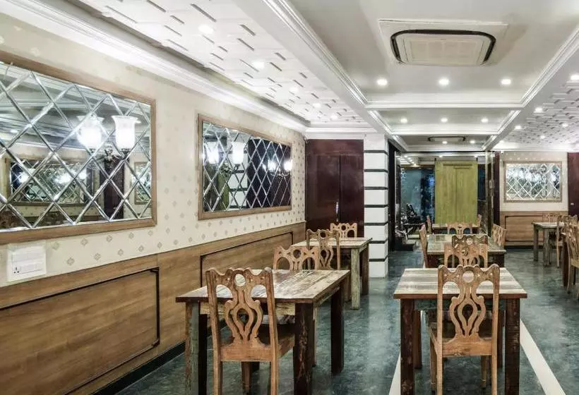 Hotel Umed