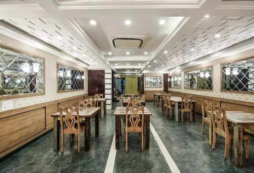 Hotel Umed