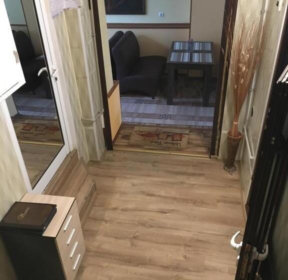 בית מלון כפרי Rade 1