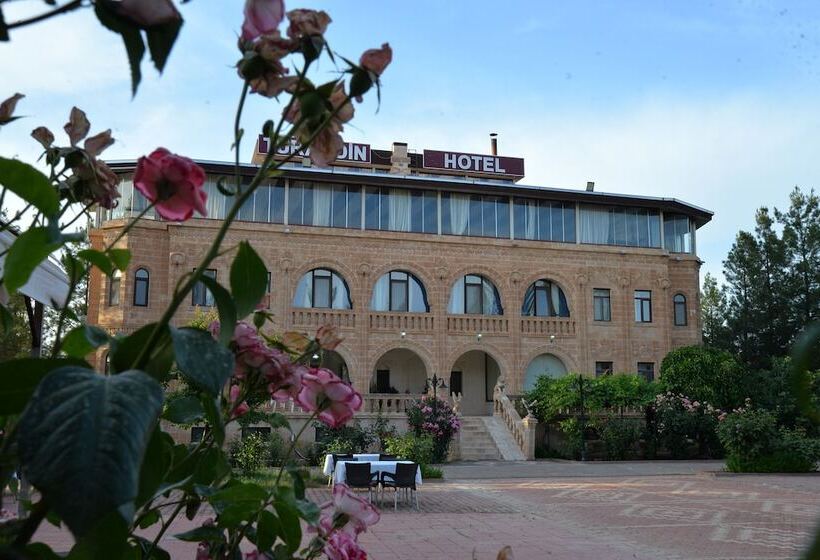Отель Turabdin