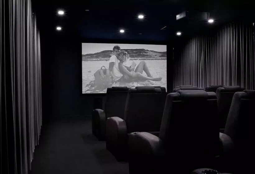 Aka West Hollywood, Serviced Apartment Residences