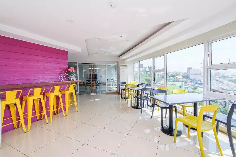 Myspace Hotel At Bgc