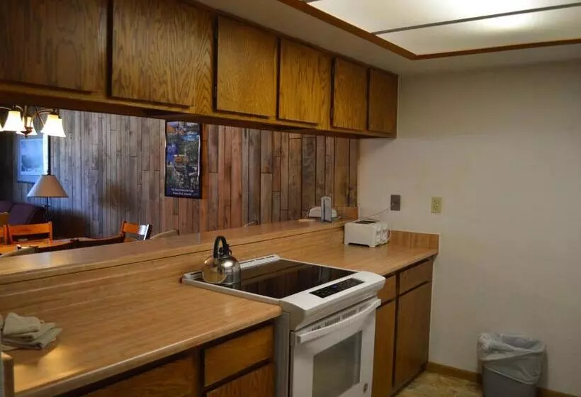 Hotelli Pines At Meadow Ridge