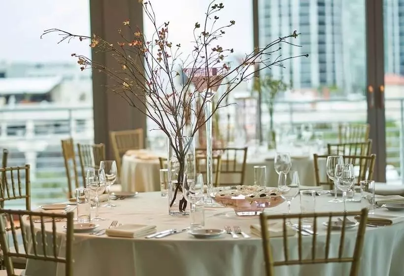 هتل Mr. C Miami  Coconut Grove