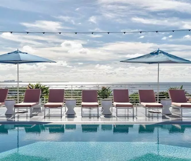 هتل Mr. C Miami  Coconut Grove