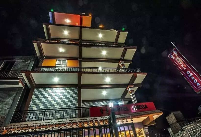 هتل Omega By Oyo Rooms