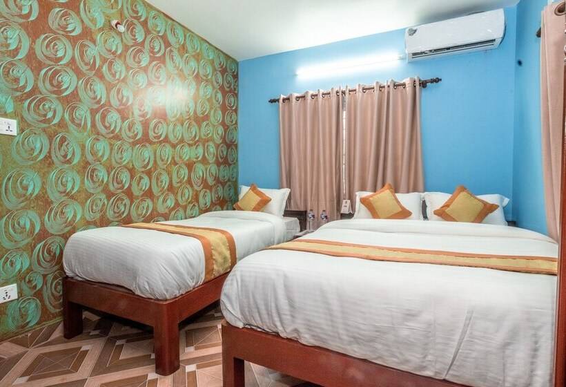 هتل Omega By Oyo Rooms