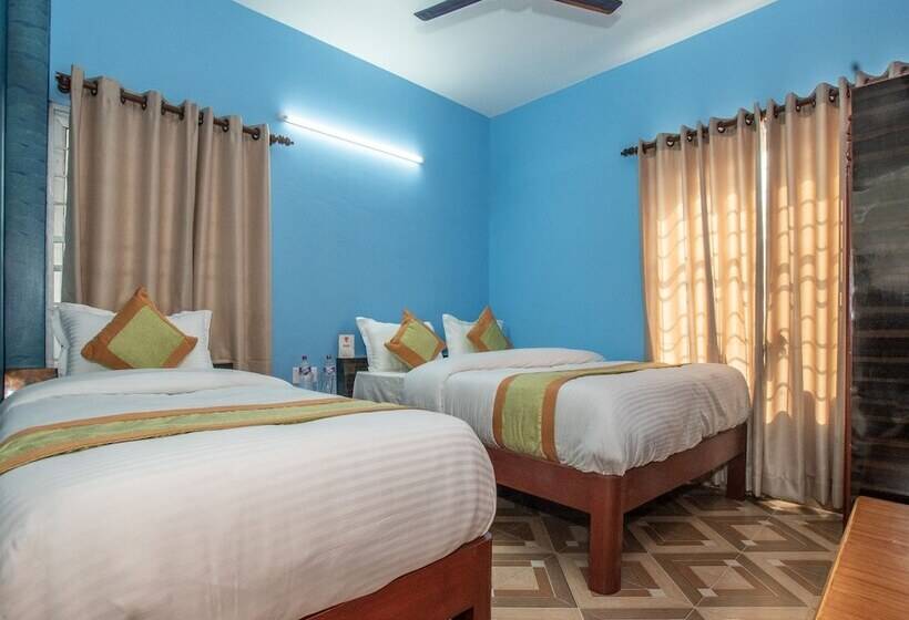 هتل Omega By Oyo Rooms