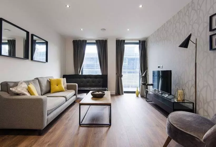 Twyne House Apartments