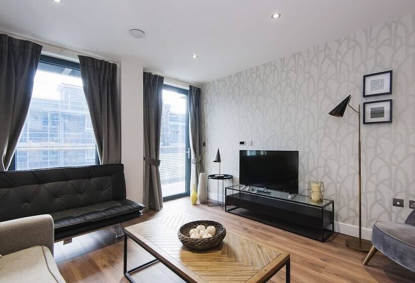 Twyne House Apartments