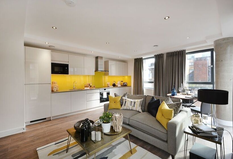 Twyne House Apartments