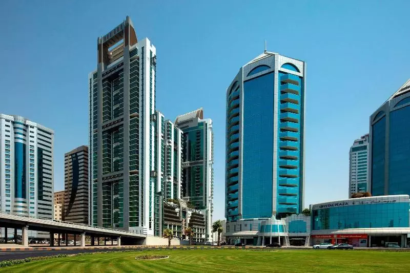 ホテル Four Points By Sheraton Sharjah