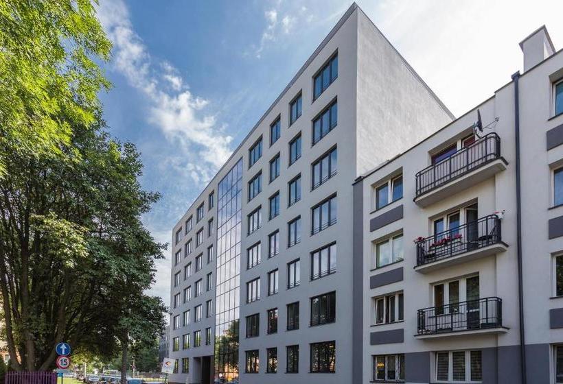 S6 By Platinum Residence