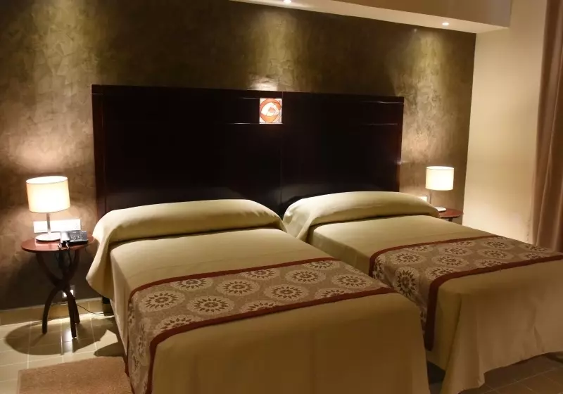 هتل Palacio Cueto