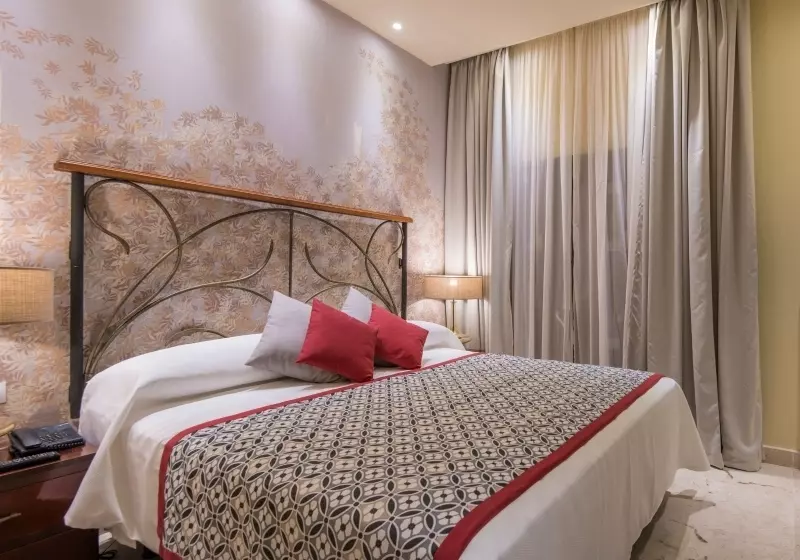 هتل Palacio Cueto