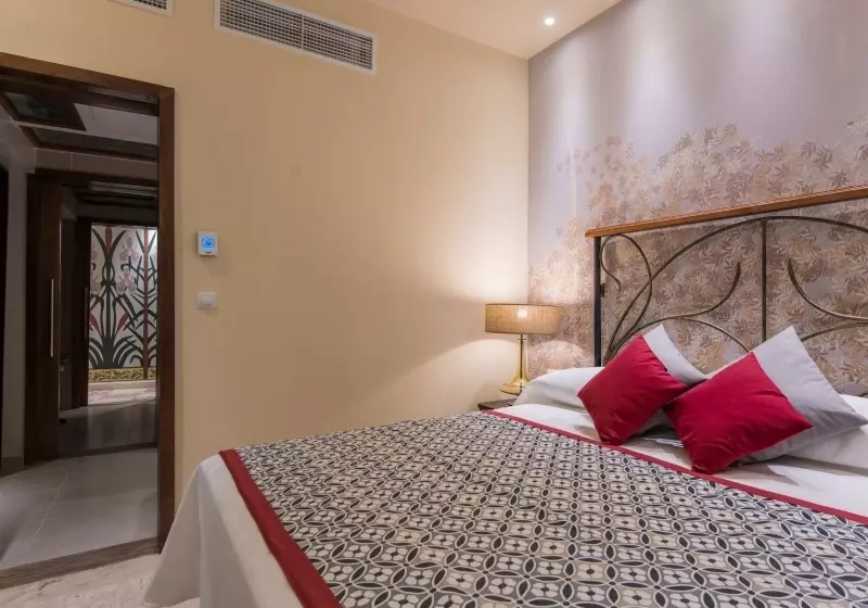 هتل Palacio Cueto