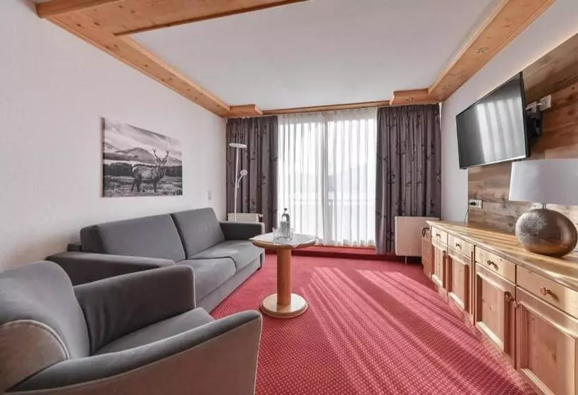 Hostelli Residenz Hopfensee