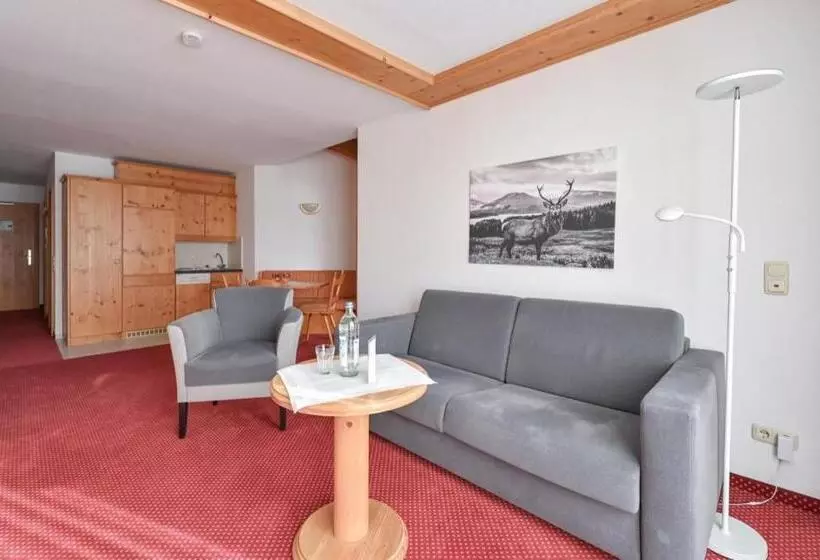 Hostelli Residenz Hopfensee