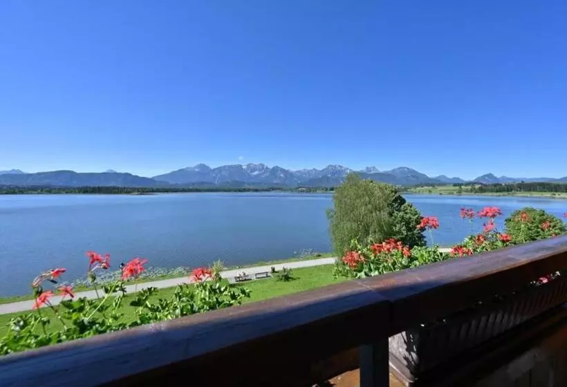 Hostelli Residenz Hopfensee