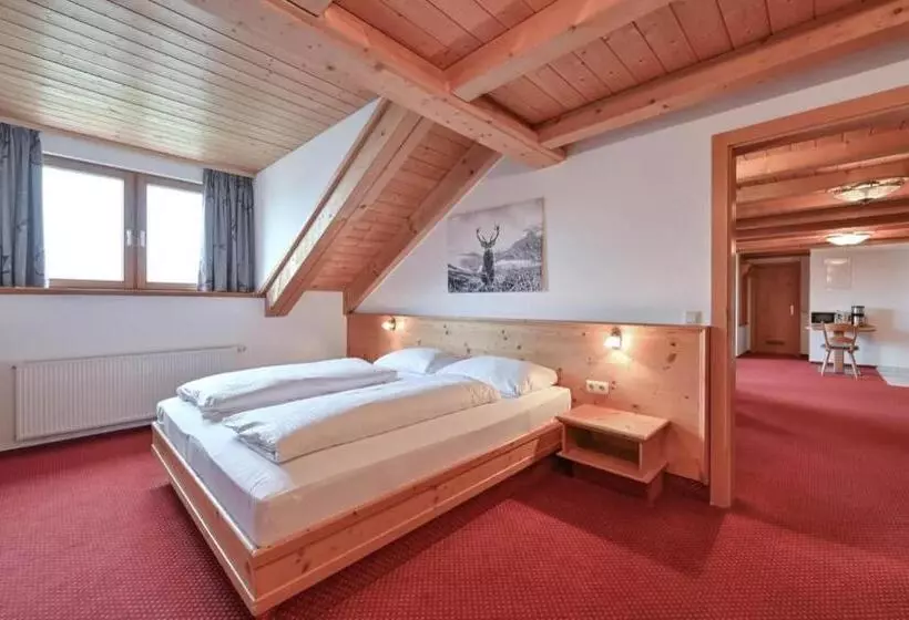 Hostelli Residenz Hopfensee