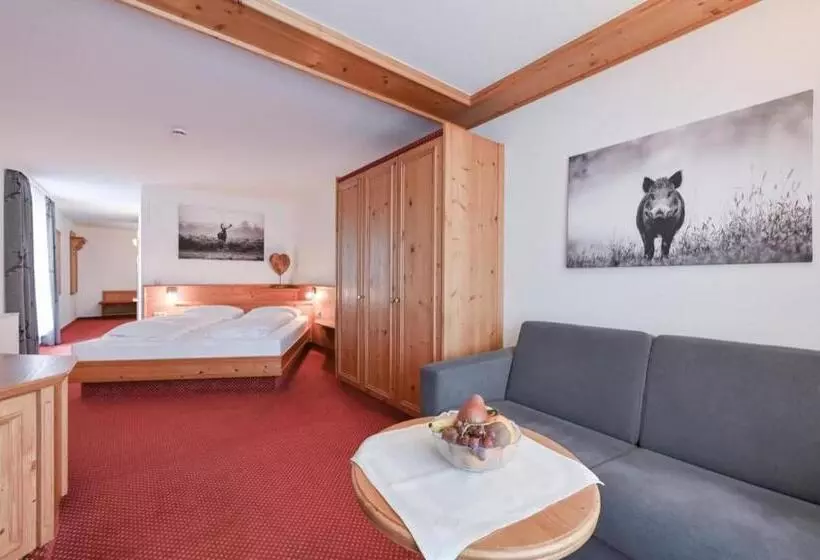 Hostelli Residenz Hopfensee