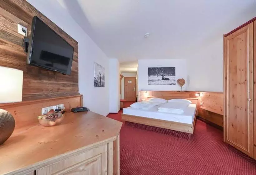 Hostelli Residenz Hopfensee