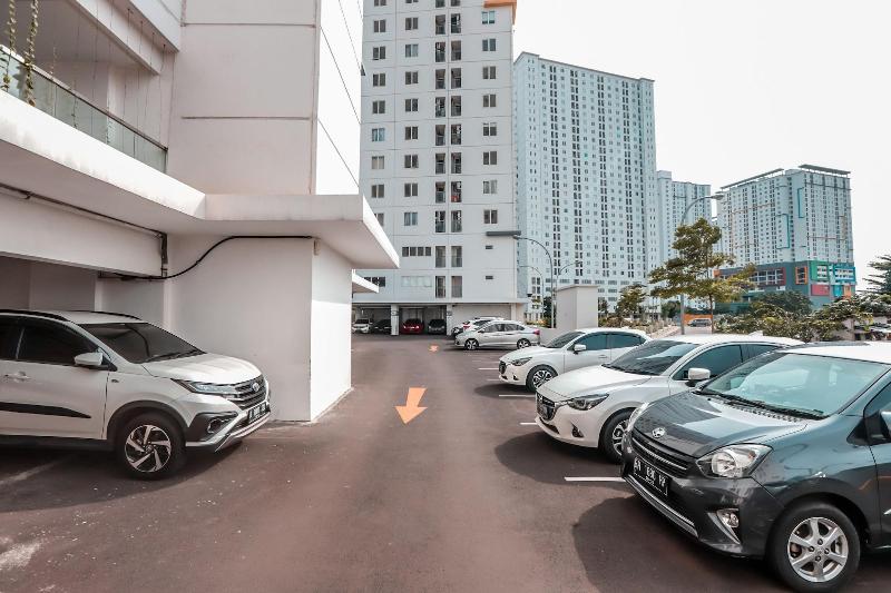 Hotel Channel Stay @ Bassura City Apartment