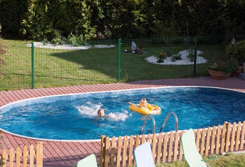 פונדק Willa Victoria