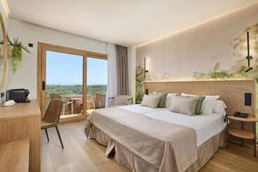 Grupotel Cala Marsal Nature