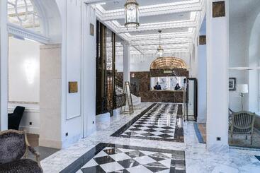 Eurostars Hotel Real