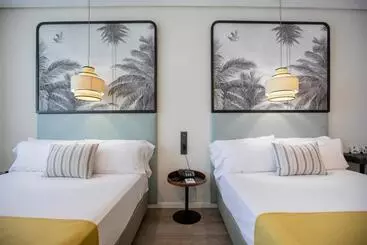Hotel Petit Palace Santa María