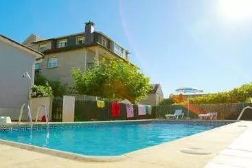 Отель Vilacobiña