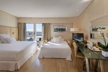 هتل Barcelo Sevilla Renacimiento
