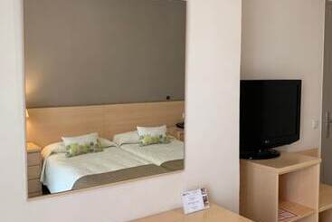 Hotel Restaurant Llansola