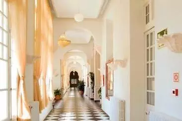 Отель Balneario Palacio De Las Salinas