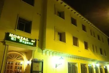 Hotel Hostal El Vegano